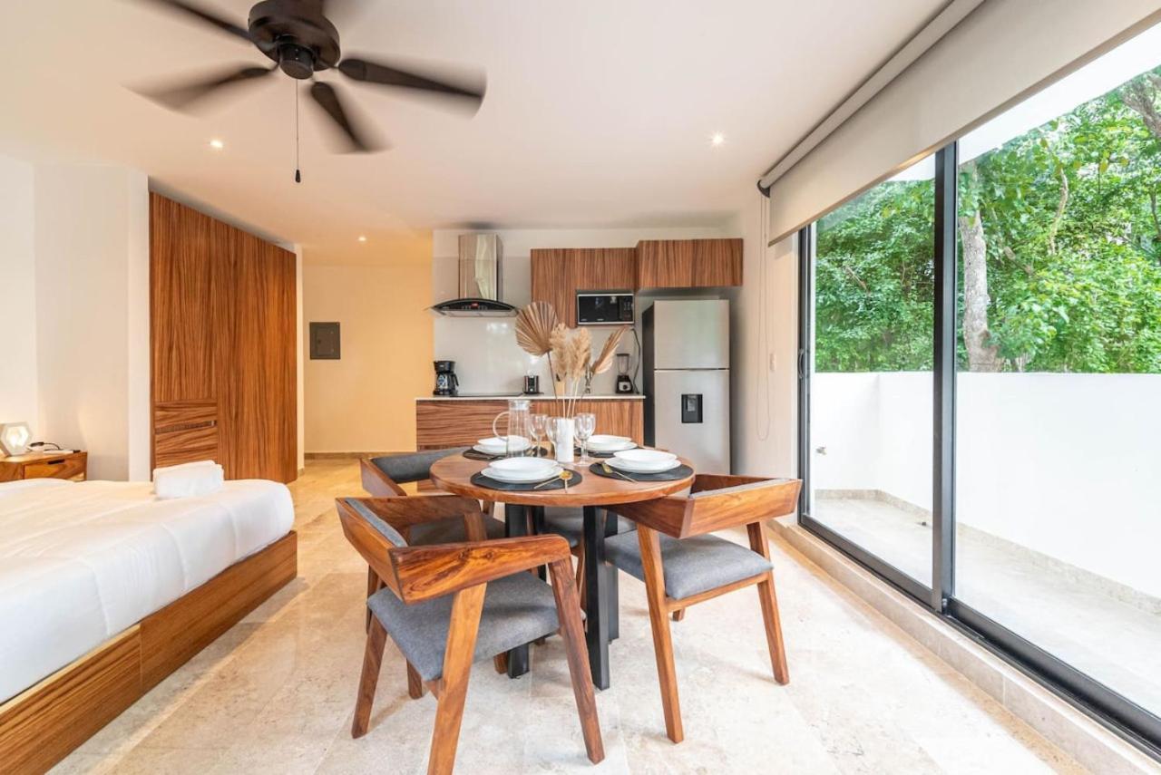 King With Balcony Gym Rooftop Pool T5 102 Holiday home Tulum