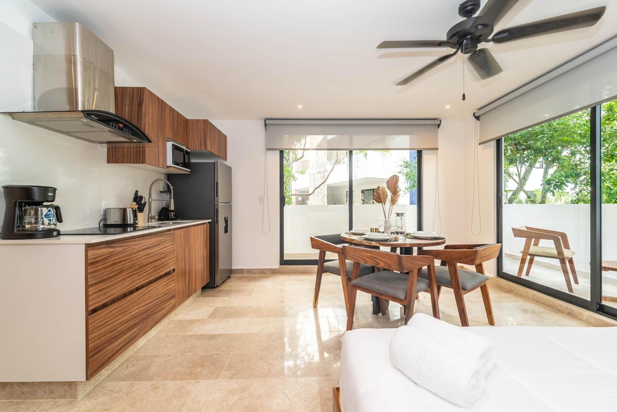King With Balcony Gym Rooftop Pool T5 102 Holiday home Tulum